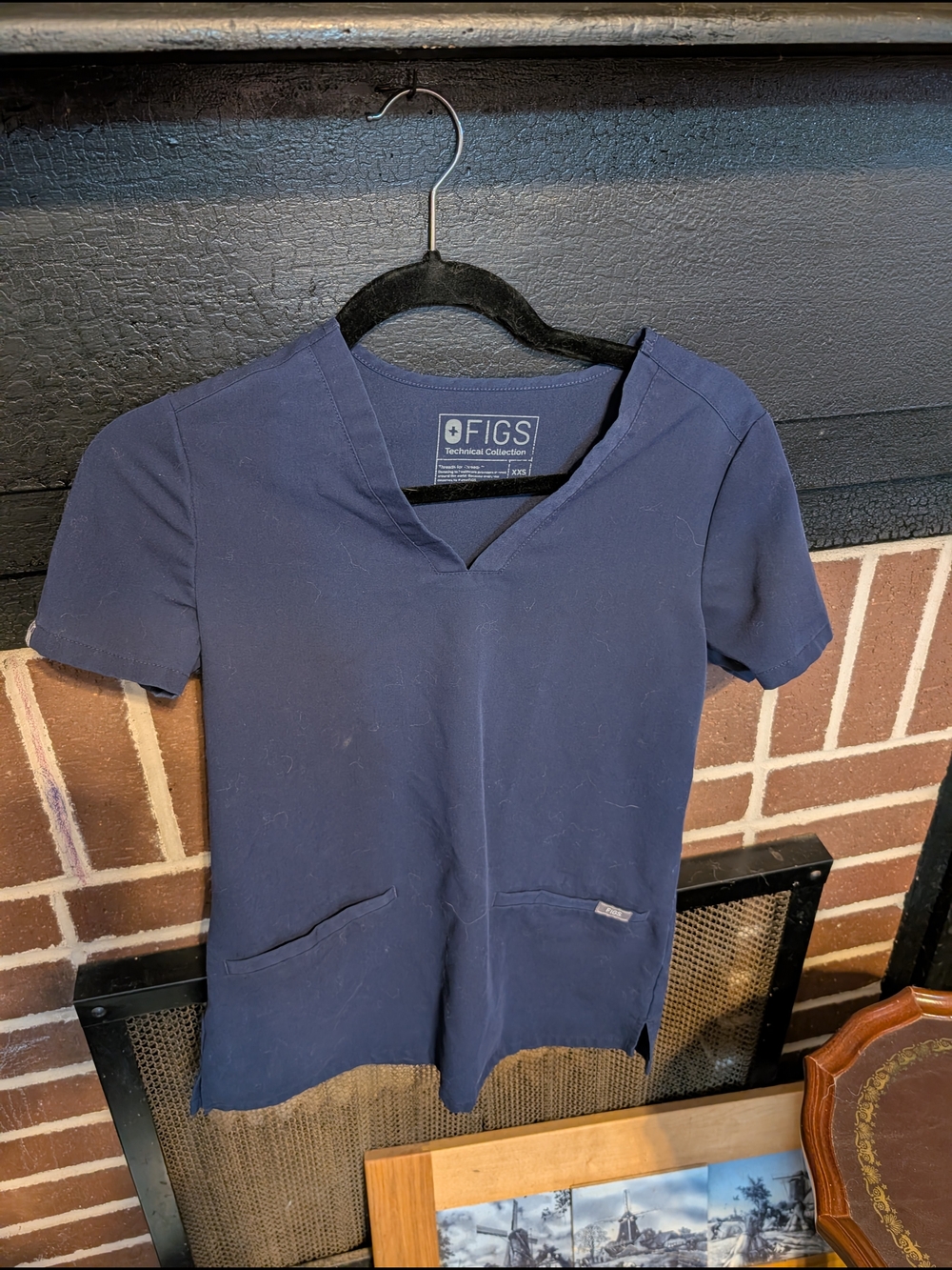 Figs Women's Navy Short-Sleeve V-Neck Scrub Top